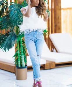 Hazel & Olive NEW ARRIVALS Brooke In Brooklyn Top -White Feathers