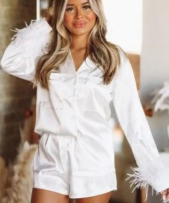 Hazel & Olive NEW ARRIVALS Slumber Party Pajamas Short Set - White